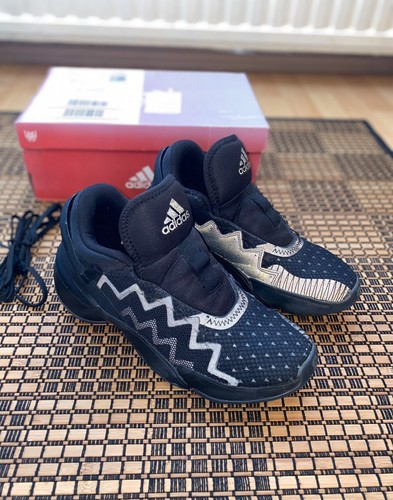Adidas issue 2 - adidas,