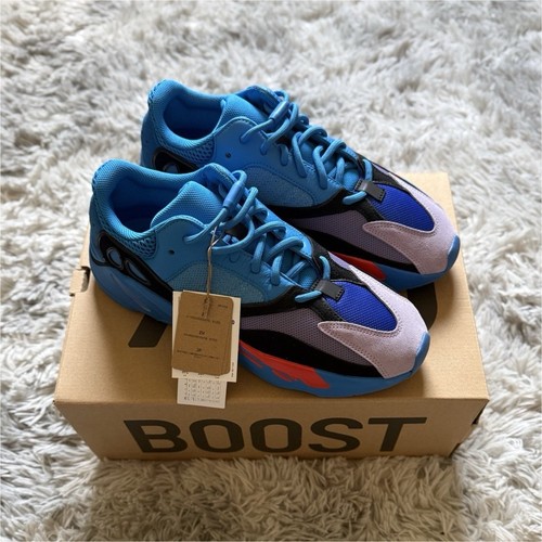 Adidas yeezy boost 700 - adidas,
