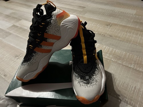 Adidas trae young - adidas, "black