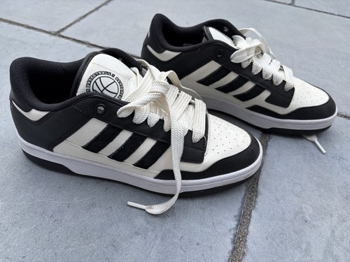 Neuwertig adidas sneaker - adidas,